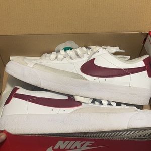 Low top nike blazer, gently worn, kids 6.5